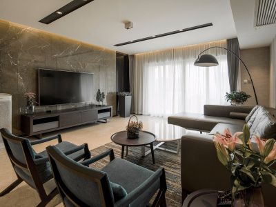 绿地新里中央公馆C区时尚简约风140平米三室两厅装修案例