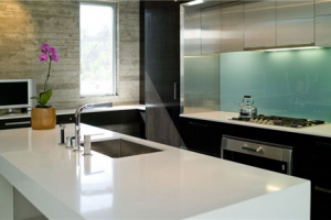 [成都创馨装饰]石英石和大理石哪个好 看完再选才不会出错