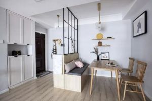 [西安和标装饰]实木材质的玄关隔断有哪些?