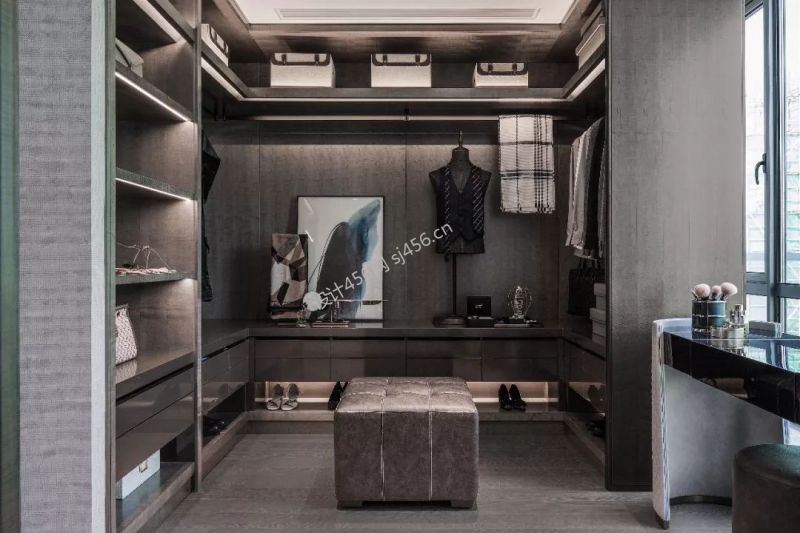 现代风格230平米衣帽间家具效果图赏析