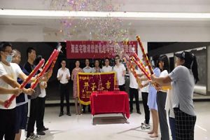 [十堰聚品宅装饰]火热火热！恭喜金色港湾的工装开工大吉！！！