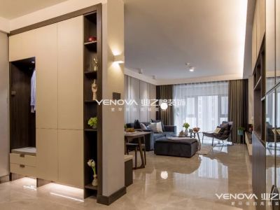 领秀翡翠湾102㎡现代轻奢风格三居室装修案例