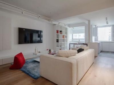 荣盛香榭兰庭130平米现代简约三居室装修案例