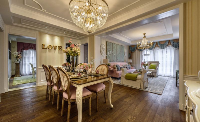 三居室126方欧式风格餐厅吊灯设计图欣赏