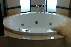 [黄冈嘉禾装饰公司]圆形浴缸的尺寸 圆形浴缸选购技巧