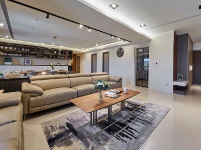 弘阳公园大道140平米现代简约三居装修案例