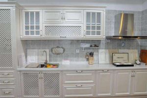 [城市风景装饰]橱柜门选购要注意哪些？柜门选购注意事项盘点