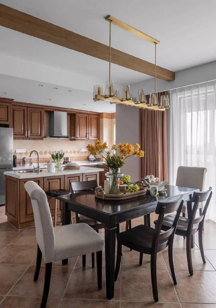 128平三居室美式经典风格饭厅装修效果图