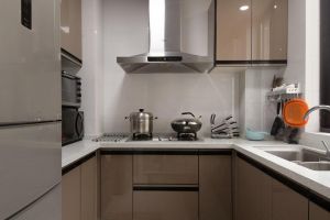 [涂家实业装饰公司]厨房卫生间如何防滑 别等摔了才注意