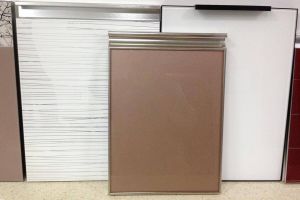 [三亚天地家装饰]橱柜门有哪些种类，橱柜门用什么颜色好?