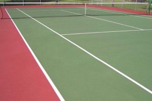 [东莞唯百企装饰]塑胶球场装修用什么材料？塑胶球场材料