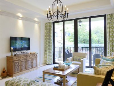 太湖国际社区100㎡两居室现代简约风格装修案例