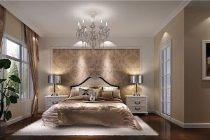 [铭艺装饰]踢脚线颜色跟门走还是跟地板走?