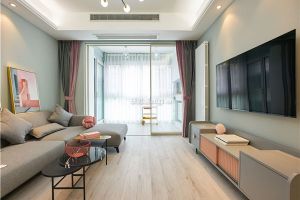 [乐豪斯装饰公司]阳台应不应该包进客厅，从这5个方面考虑！