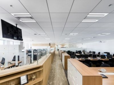 办公室360平米现代风格装修效果图案例