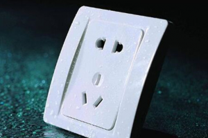 [成都卓巧装饰]开关插座尺寸一般是多少，如何选择开关插座