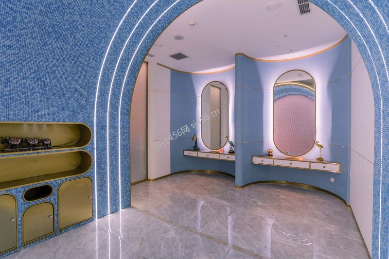 170平米现代温馨美容院卫生间装修效果图