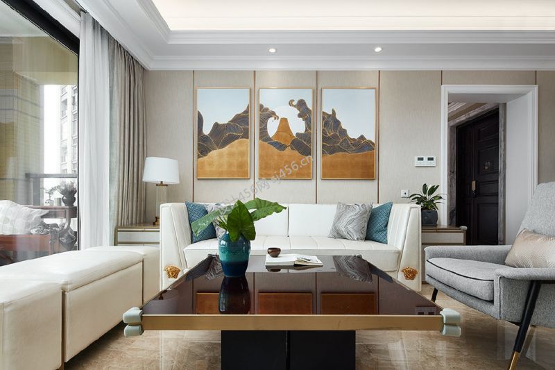 130平新中式三居室客厅沙发墙装修图片