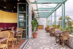 [苏州枫雅装饰]阳台应该如何装修 封闭式还是开放式？