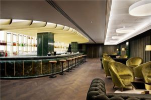 [北京鹏威装饰]酒吧装修设计技巧，吸引更多顾客！