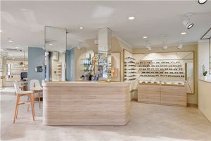 [北京松立装饰]眼镜店装修，打造好的动线设计！