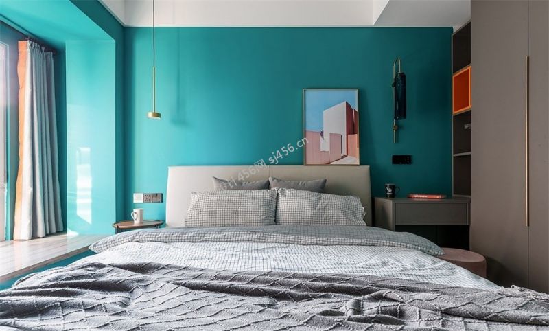 113平米现代简约三居室卧室背景墙装修效果图