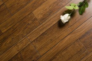 [成都尚层装饰]板胶怎么选,地板胶选购方法