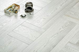 [南宁昌隆翔装饰]白蜡木地板你会选择吗？优缺点是什么？