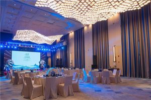 [北京宏杰装饰]酒店宴会厅灯光设计应该注意什么?