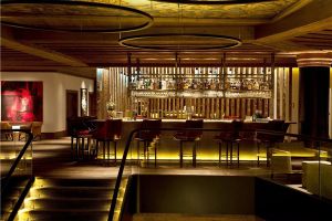 [北京艺佳祥和装饰]酒吧装修四大要点，打造舒适的娱乐空间！