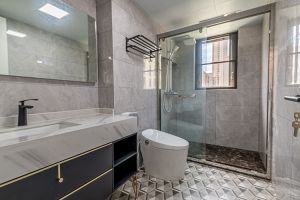 [怡锦洪装饰]卫生间究竟怎么装，才不会踩雷？