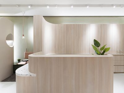 70平米现代轻奢美妆店装修设计案例