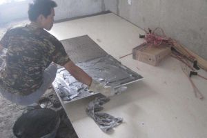 [锦多装饰]墙砖开裂不全是质量问题，可能是施工没做好！