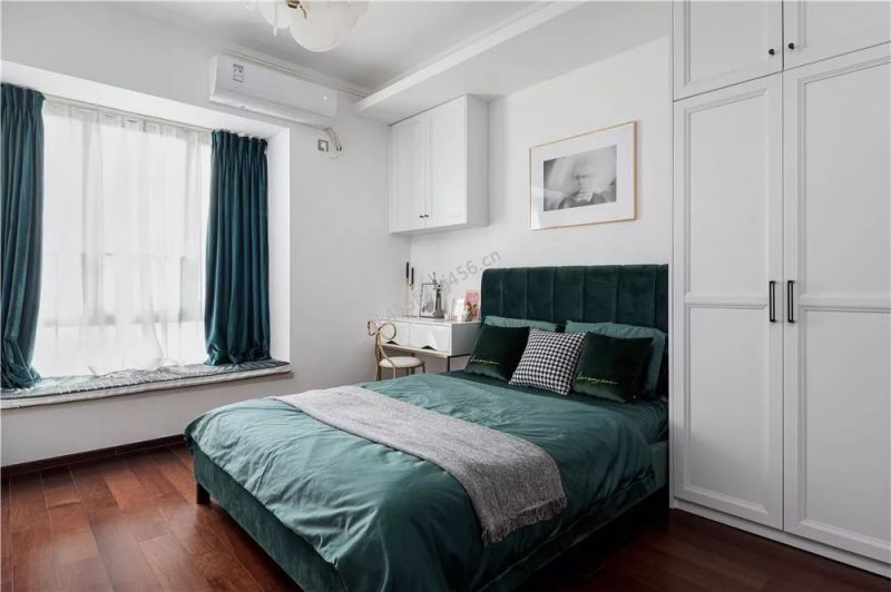 120㎡三居室现代风格卧室吊顶装修效果图