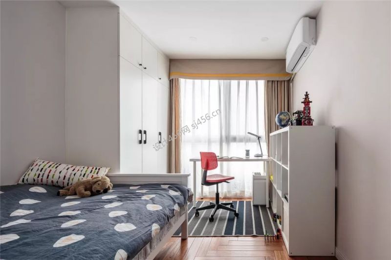 120㎡三居室现代简约卧室装修效果图
