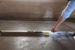 [绵阳三新装饰]地面如何找平？地面找平原因有哪些