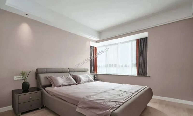 现代风格122平米卧室床家装效果图