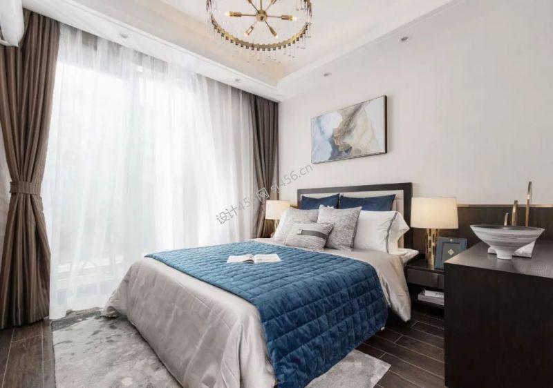 现代风格88平米卧室窗帘家装效果图