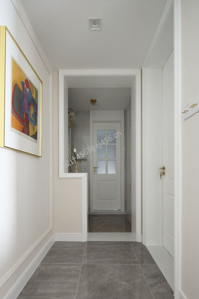 83平二居室简约风格过道装修效果图