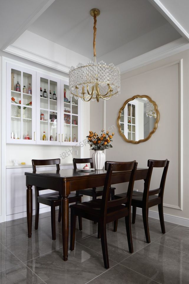 83平二居室简约风格餐厅装修效果图