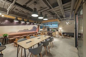 [上海富马克装饰]办公家具如何选购 4个技巧打造舒适办公环境