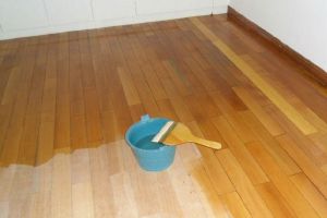 [大连吸引力装饰]木地板翻新保养攻略，看完不再多花钱！