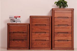 [张家界苹果装饰]实木家具味道很大怎么处理 实木家具的优缺点有哪些