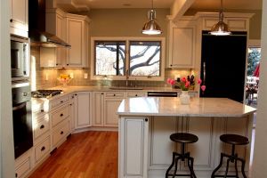 [玖柒度装饰公司]厨房装修怎么布局才合理