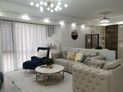 银盘鑫城115平轻奢风三居装修案例