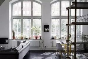 [合肥徽峰装饰]Loft小公寓装修，复古绿加小白砖，3盏壁灯颇有风味！