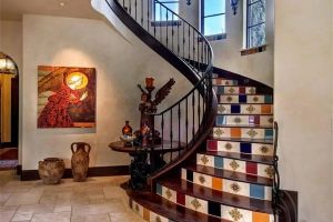 [石家庄昊峰典居装饰]楼梯装修布局有哪些