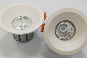 [太原华佑装饰]筒灯怎么选择？开孔7.5cm买多大筒灯？