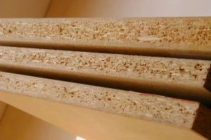 [南昌巢居装饰公司]实木多层板好还是颗粒板好？