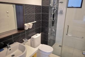 [绵阳幻想家装饰]小卫生间保持干净的装修妙招